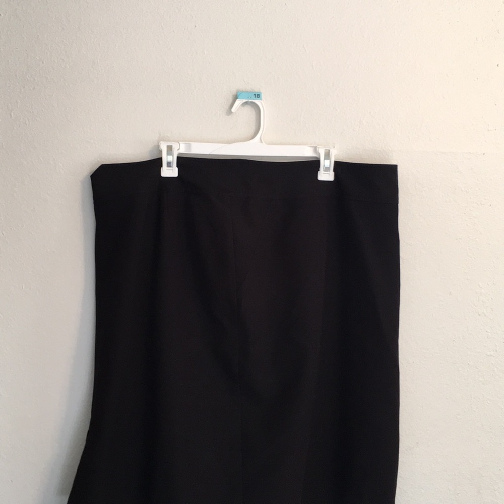Rafaella Ladies skirt, 18W